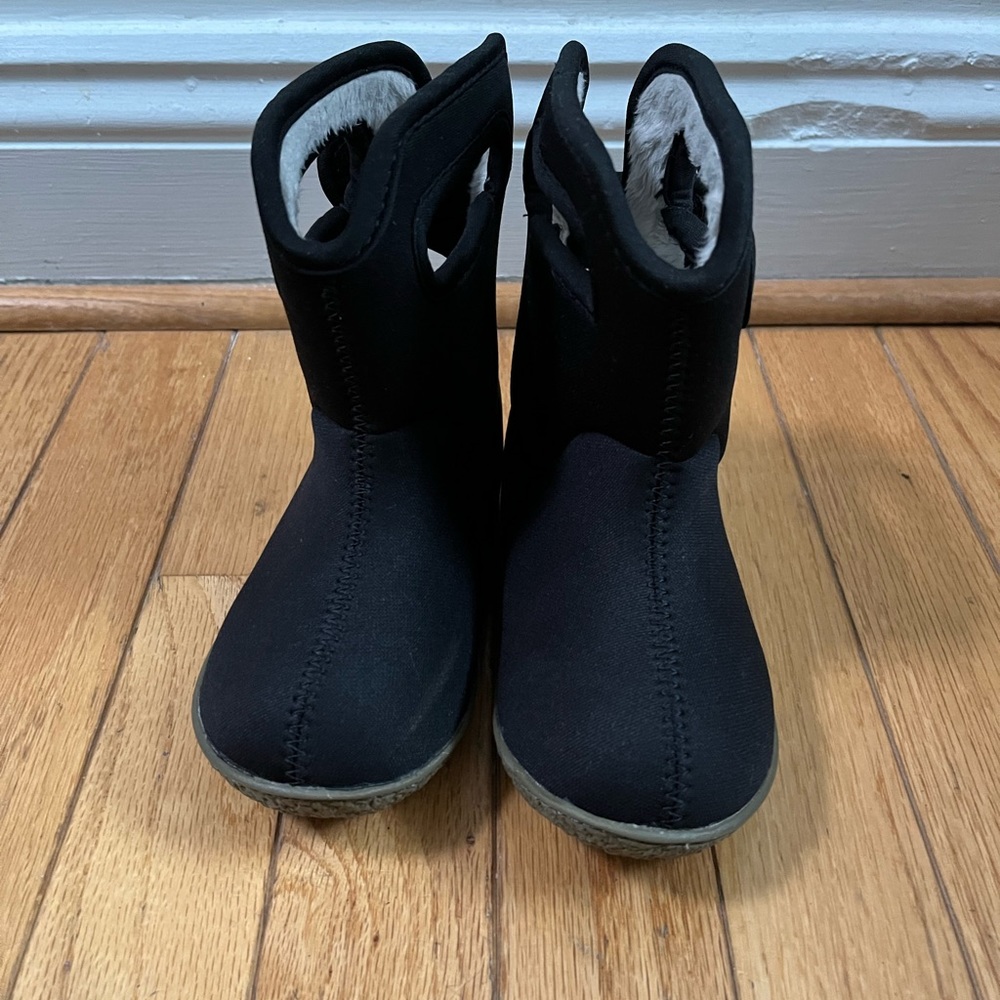 Baby Bogs boots Toddler sz 8